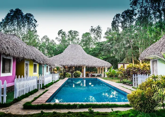 Las Dunas Surf Resort